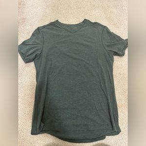 Lululemon 5 Year Tee Medium